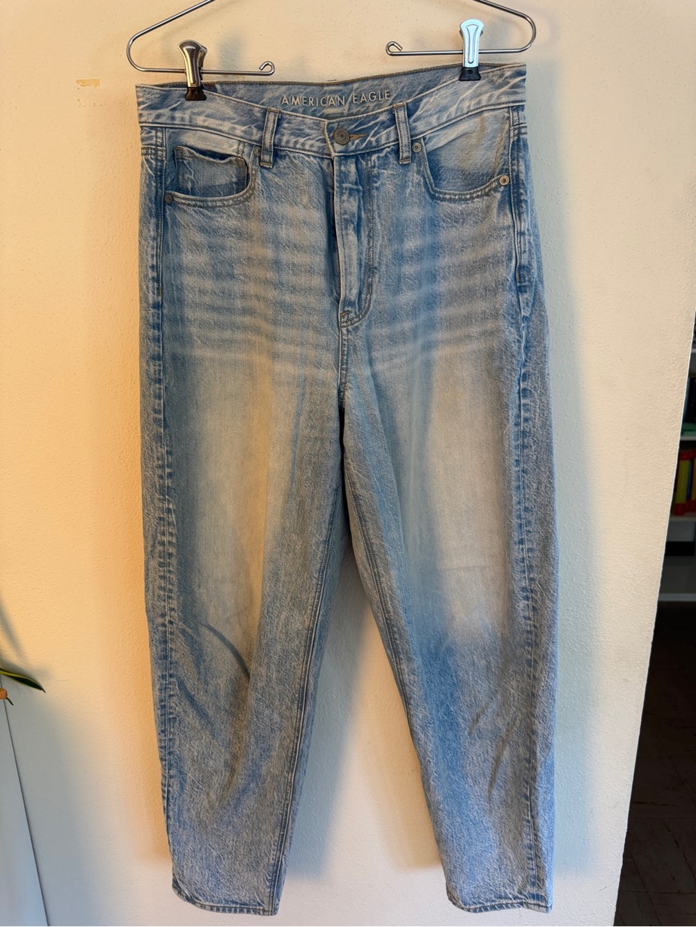 American Eagle Outfitters Light Blue Boyfriend Jeans
